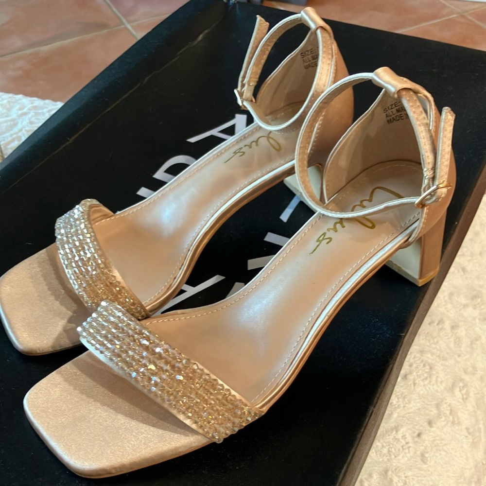 Lulu's Champagne Women's Block Heel Sandals